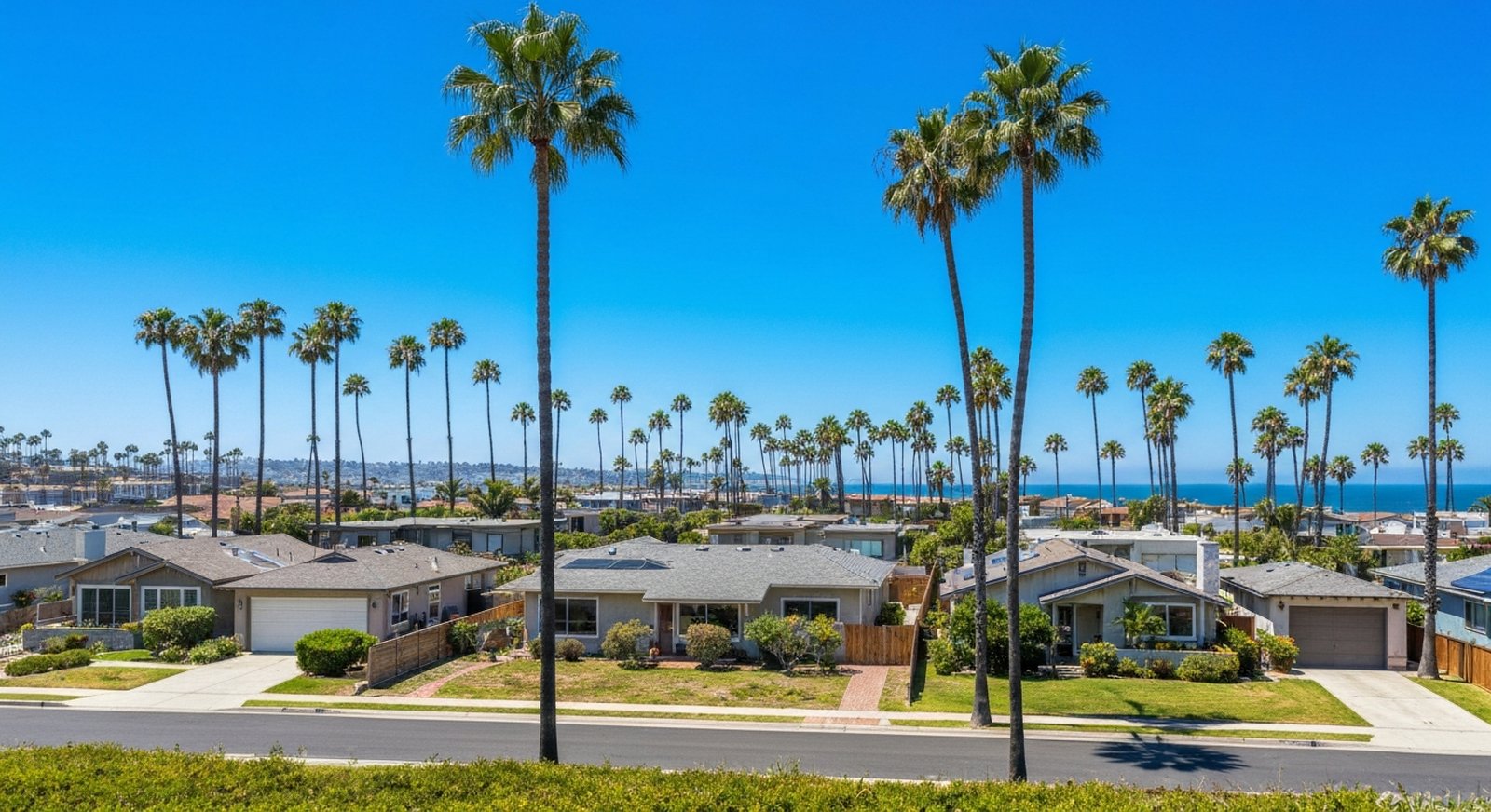 Residential real estate in Solana Beach, San Diego County